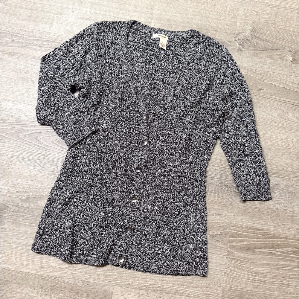 •DKNY JEANS• GREY KNIT V NECK BUTTON UP CARDIGAN